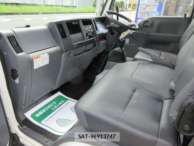 Isuzu ELF TRUCK 2019-03 8524710-11