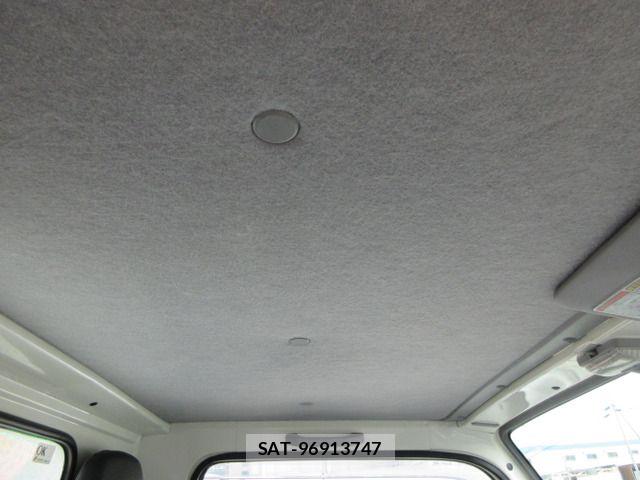 Isuzu ELF TRUCK 2019-03 8524710-16