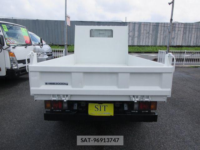 Isuzu ELF TRUCK 2019-03 8524710-2