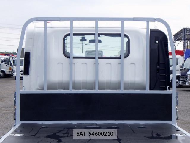 Isuzu ELF TRUCK 2023-05 8524656-9