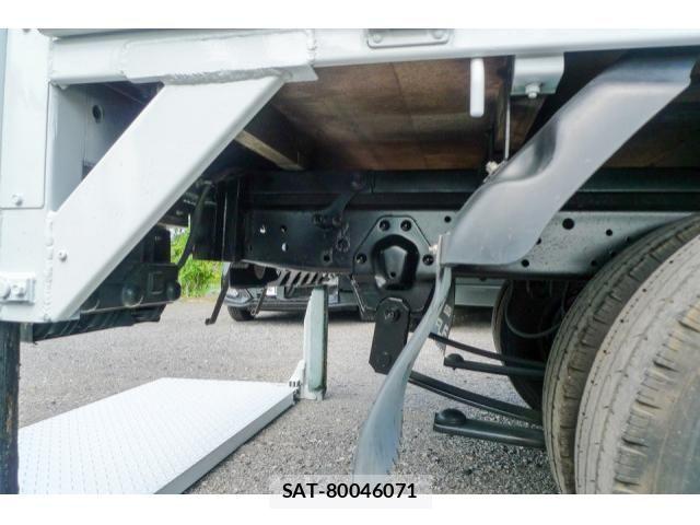 Isuzu ELF TRUCK 2016-07 8524734-13