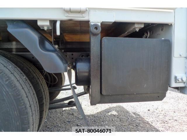 Isuzu ELF TRUCK 2016-07 8524734-19