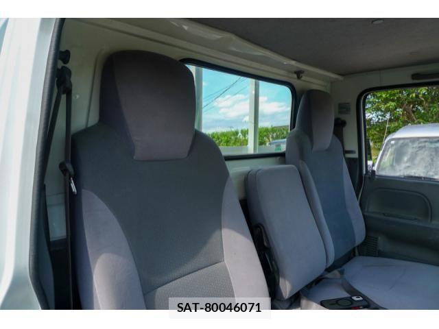 Isuzu ELF TRUCK 2016-07 8524734-22