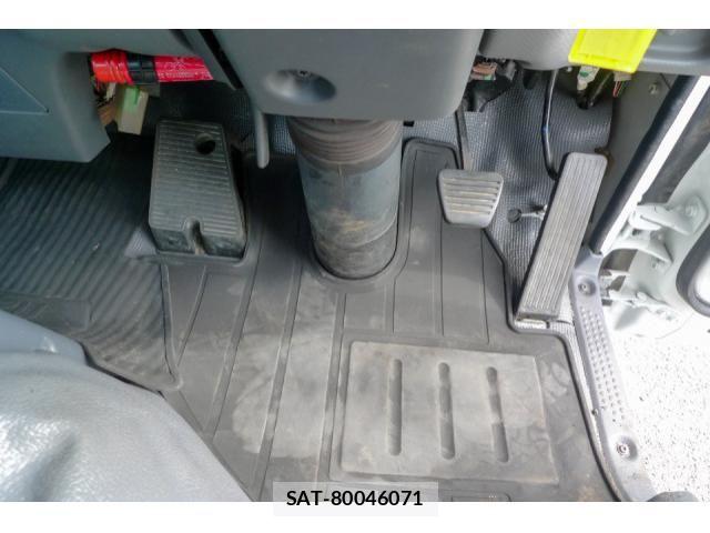 Isuzu ELF TRUCK 2016-07 8524734-25