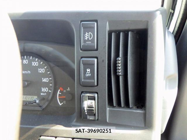 Isuzu ELF TRUCK 2023-06 8524691-19
