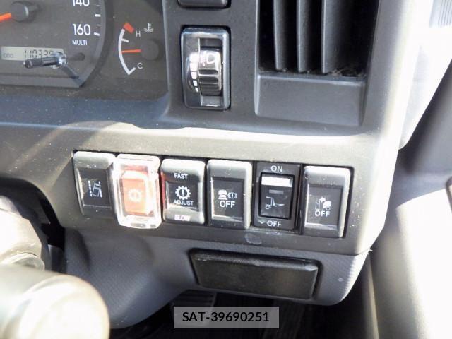 Isuzu ELF TRUCK 2023-06 8524691-20