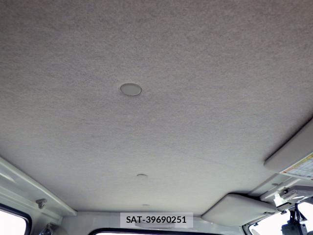 Isuzu ELF TRUCK 2023-06 8524691-21