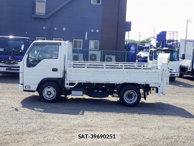 Isuzu ELF TRUCK 2023-06 8524691-3