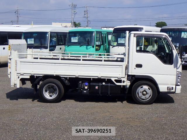 Isuzu ELF TRUCK 2023-06 8524691-4