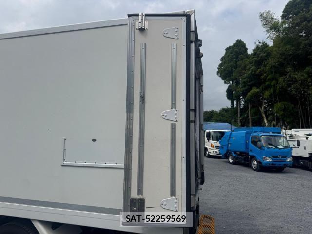Isuzu ELF TRUCK 2021-06 8524748-13