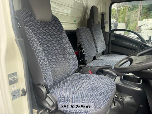 Isuzu ELF TRUCK 2021-06 8524748-24