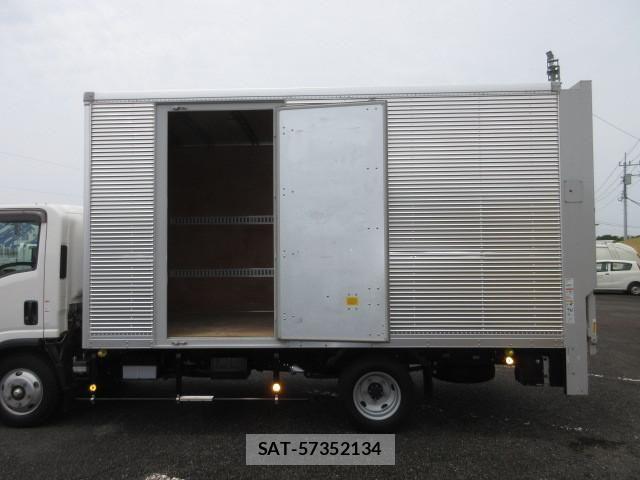 Isuzu ELF TRUCK 2023-08 8524637-5