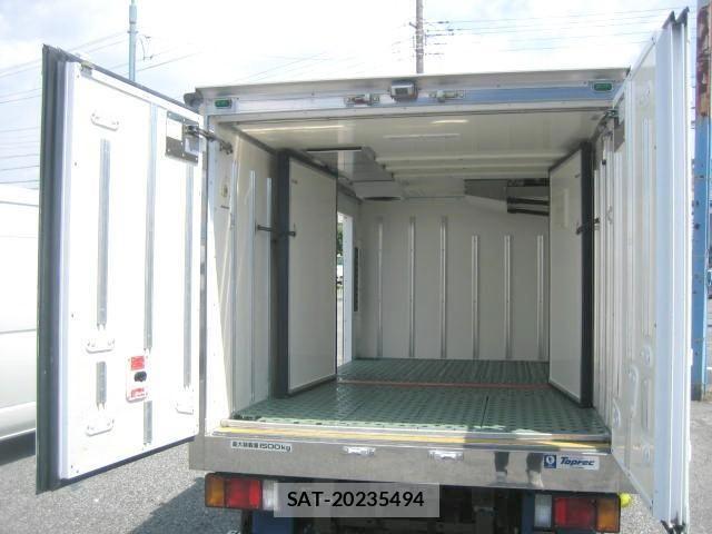 Isuzu ELF TRUCK 2018-07 8524717-13