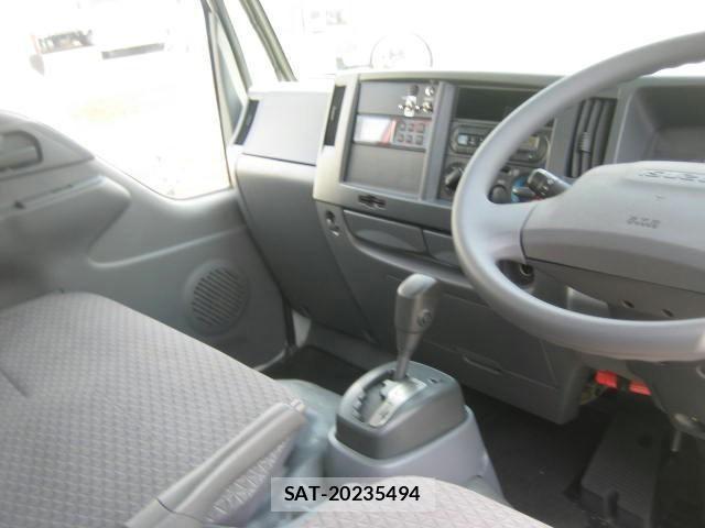 Isuzu ELF TRUCK 2018-07 8524717-28