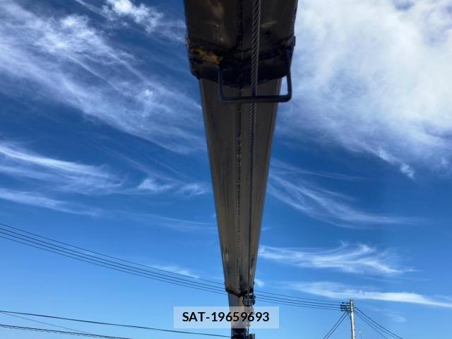 Isuzu ELF TRUCK 2011-08 8524730-11