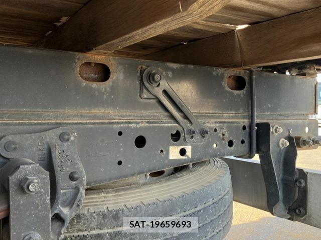 Isuzu ELF TRUCK 2011-08 8524730-13