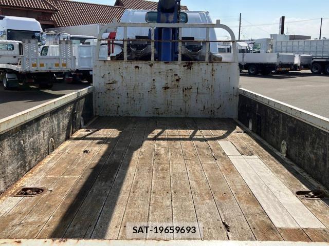 Isuzu ELF TRUCK 2011-08 8524730-6