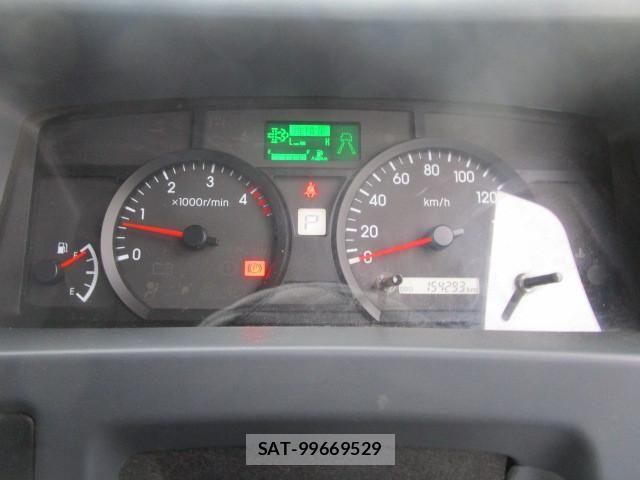 Isuzu ELF TRUCK 2021-06 8524649-17