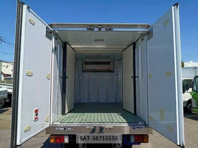 Isuzu ELF TRUCK 2015-10 8524731-9