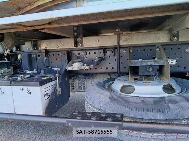 Isuzu ELF TRUCK 2015-10 8524731-24