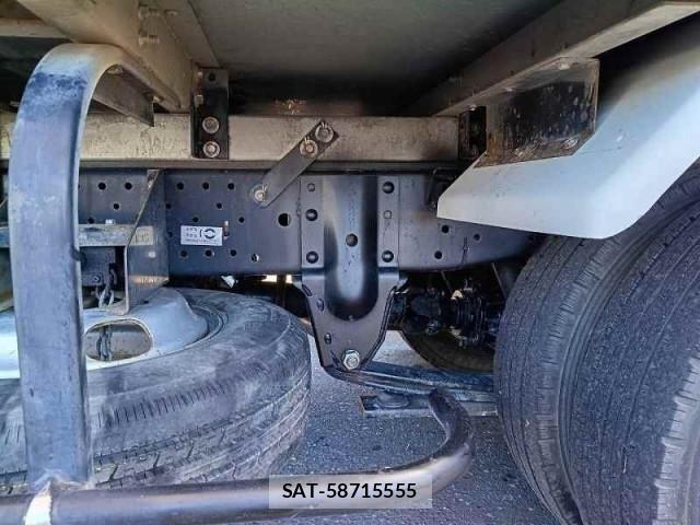 Isuzu ELF TRUCK 2015-10 8524731-25