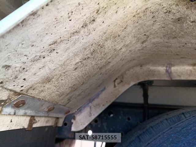 Isuzu ELF TRUCK 2015-10 8524731-26