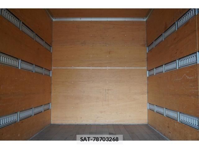 Isuzu ELF TRUCK 2023-06 8524634-22
