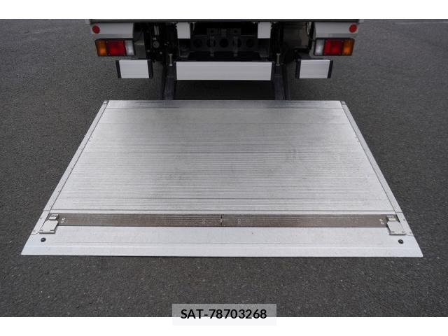 Isuzu ELF TRUCK 2023-06 8524634-24