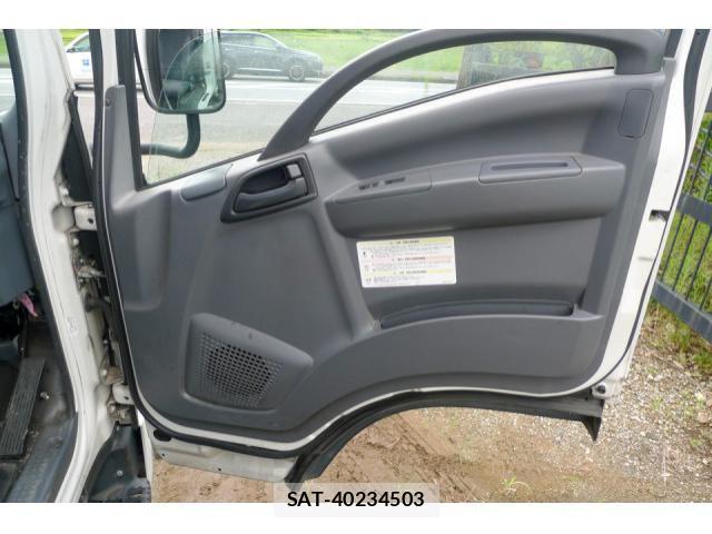 Isuzu ELF TRUCK 2019-10 8524719-15