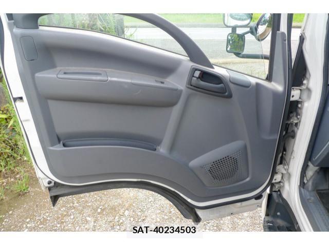Isuzu ELF TRUCK 2019-10 8524719-23