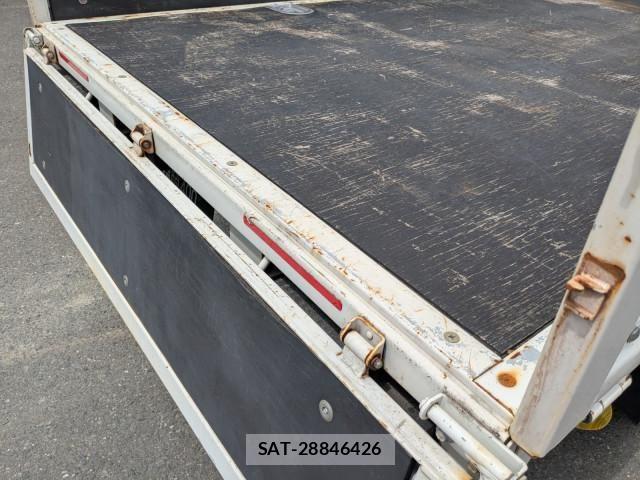 Isuzu ELF TRUCK 2022-01 8524698-8