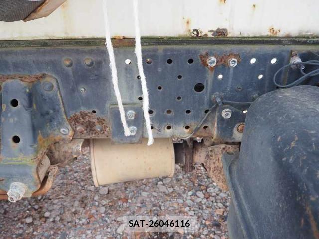 Isuzu ELF TRUCK 2012-06 8524738-21