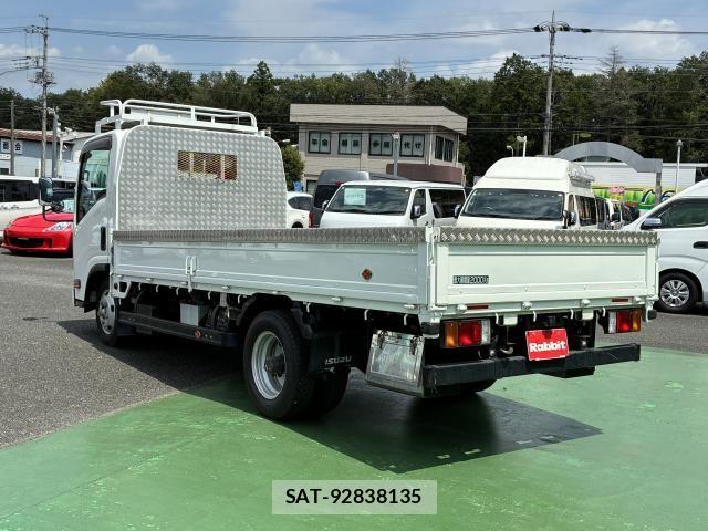 Isuzu ELF TRUCK 2020-11 8524702-2