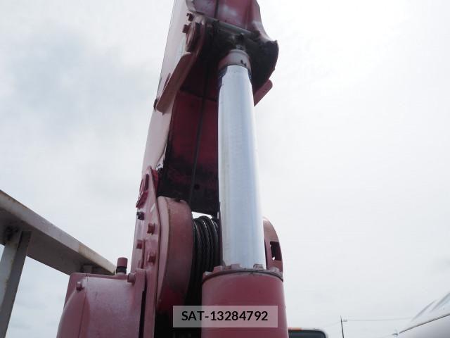 Isuzu ELF TRUCK 2010-08 8524721-11