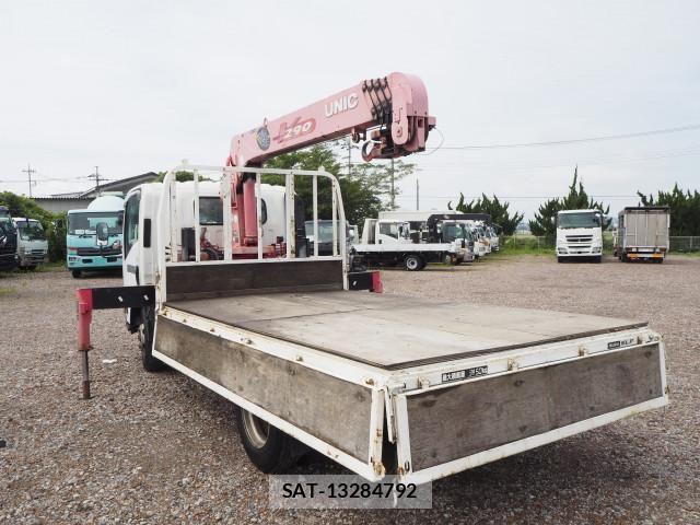 Isuzu ELF TRUCK 2010-08 8524721-17