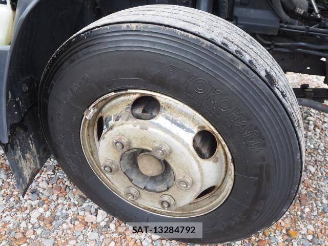 Isuzu ELF TRUCK 2010-08 8524721-21
