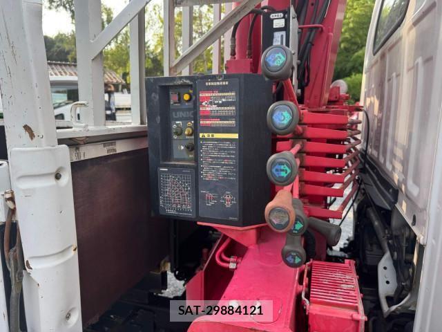 Isuzu ELF TRUCK 2006-03 8524735-21