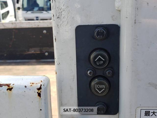 Isuzu ELF TRUCK 2021-07 8524682-20