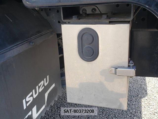 Isuzu ELF TRUCK 2021-07 8524682-21