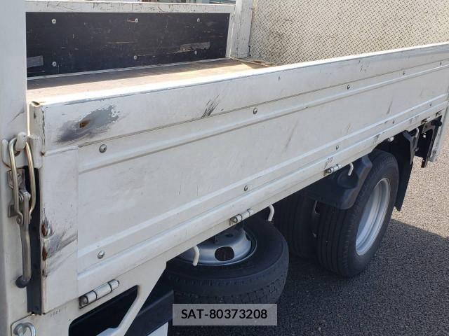Isuzu ELF TRUCK 2021-07 8524682-7