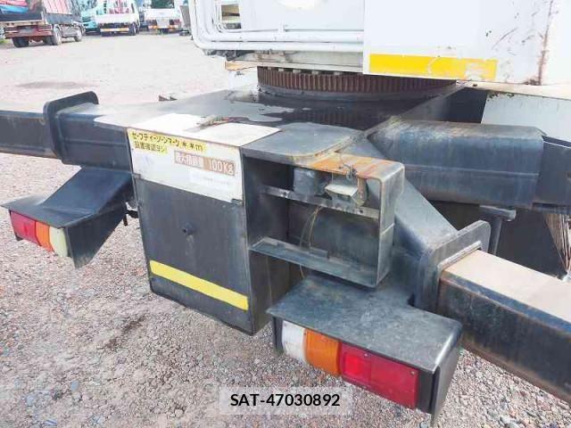 Isuzu ELF TRUCK 2008-05 8524659-24