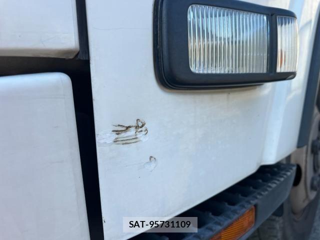 Isuzu ELF TRUCK 2016-04 8524747-22