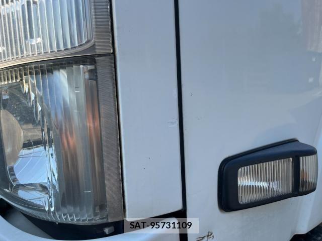 Isuzu ELF TRUCK 2016-04 8524747-24