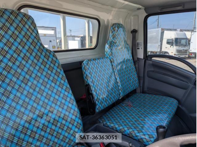 Isuzu ELF TRUCK 2019-08 8524699-25