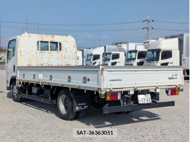 Isuzu ELF TRUCK 2019-08 8524699-4