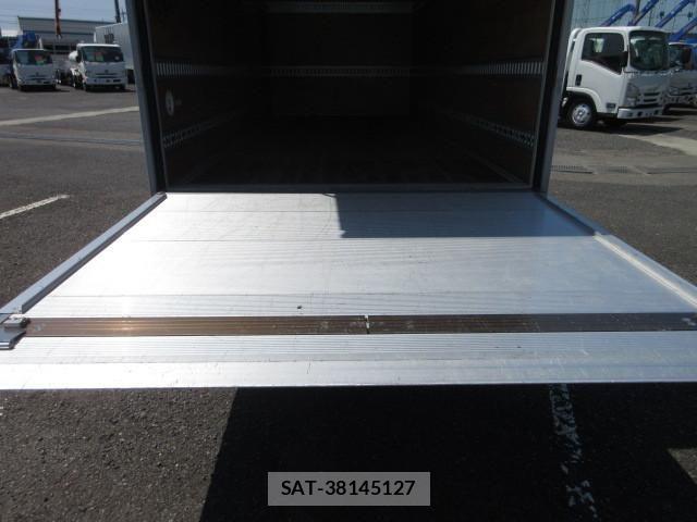 Isuzu ELF TRUCK 2020-03 8524664-18
