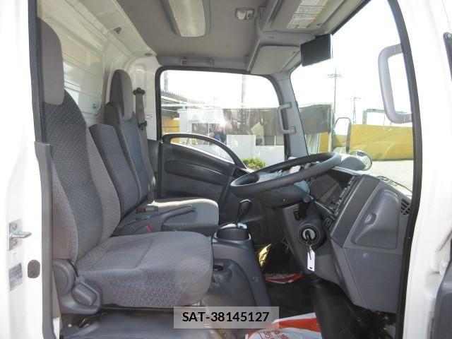 Isuzu ELF TRUCK 2020-03 8524664-21