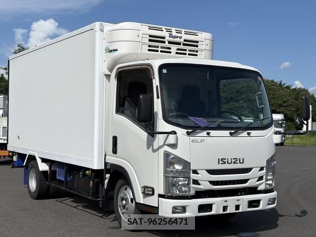 Isuzu ELF TRUCK 2018-10 8524733-2