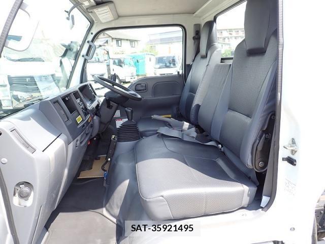 Isuzu ELF TRUCK 2019-07 8524700-11