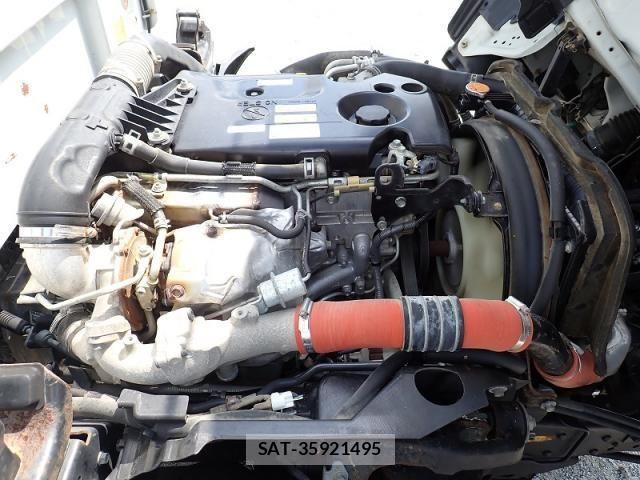 Isuzu ELF TRUCK 2019-07 8524700-23